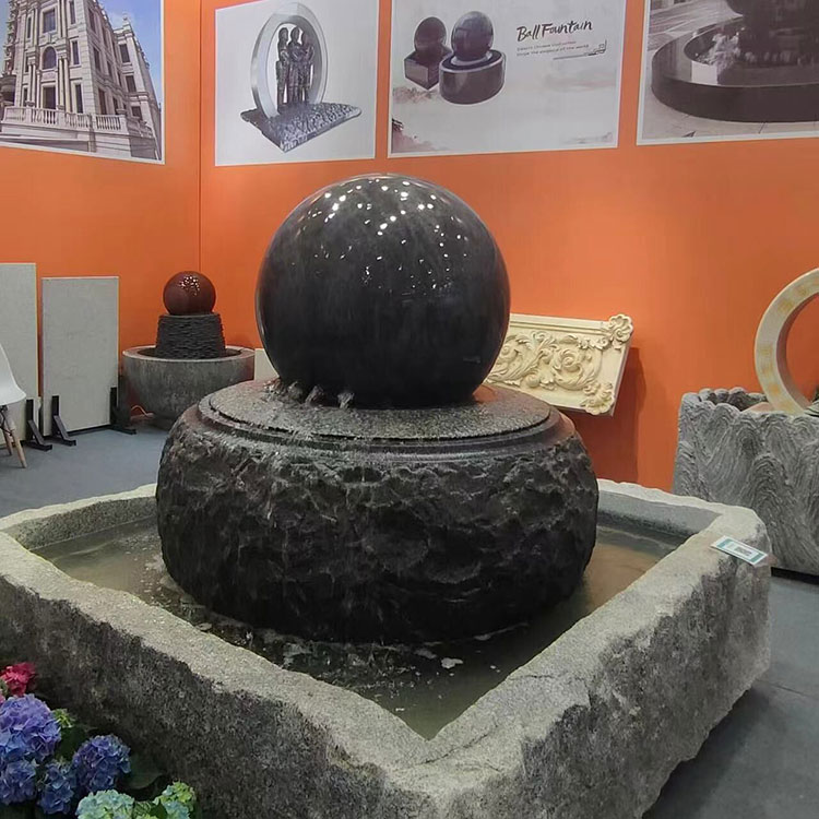 What are the advantages of Square Landscape Garden?