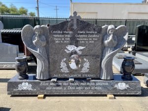 China Xingyan Double Angel Shaped Granite Tombstone
