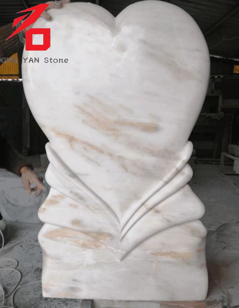 China Xingyan Heart shaped Art Stone Carving Tombstone