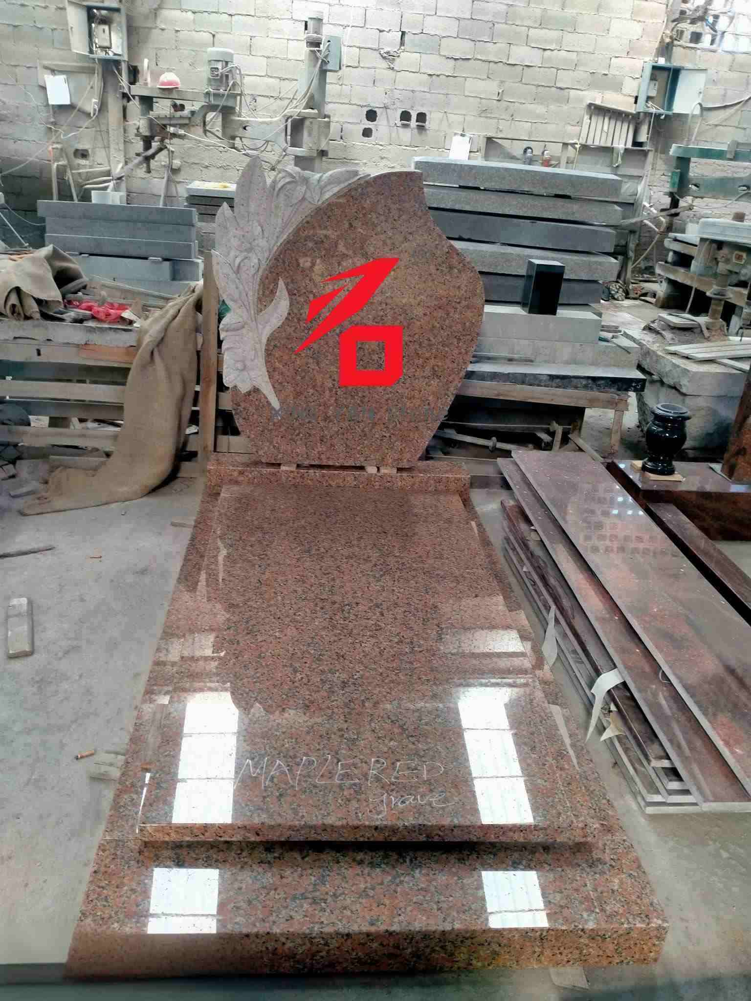 Maple Leaf Red Granite Artistic Tombstone