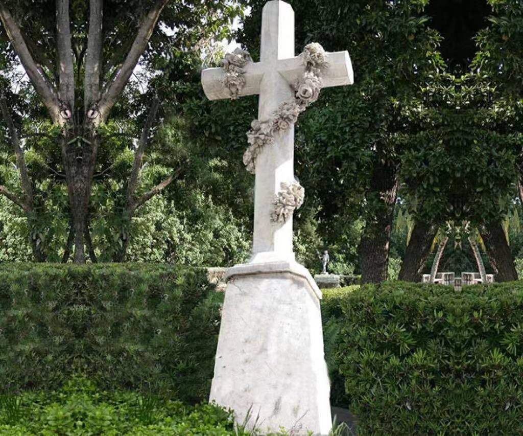 Marble Cross Headstone with Rose Engraving, Religious Memorial Stone